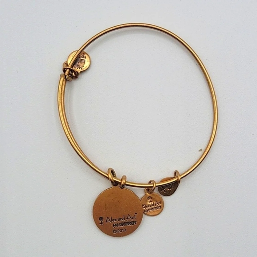 ALEX & ANI Rafaelian Gold Bangle Bracelet Grandmother Charm - Picture 3 of 3